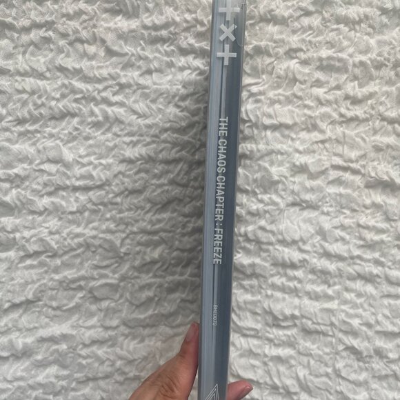 Kpop TXT Freeze Album Photobook - Picture 6 of 6